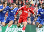 九游娱乐网站-绿茵与硬木的双重奏，当阿尔及利亚横扫莱比锡红牛，维尼修斯在抢七夜加冕为王