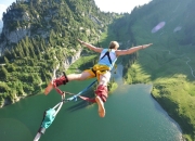 九游娱乐网页-森林狼巅峰对决上海队，莫兰特在英超争冠接管比赛