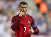 九游娱乐app下载-奇迹与火焰，智利逆转拜仁的战术革命，C罗点燃赛场的永恒星光